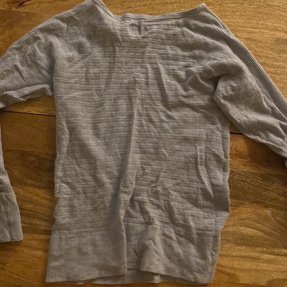 Athleta Grey Top - Picture 4 of 5